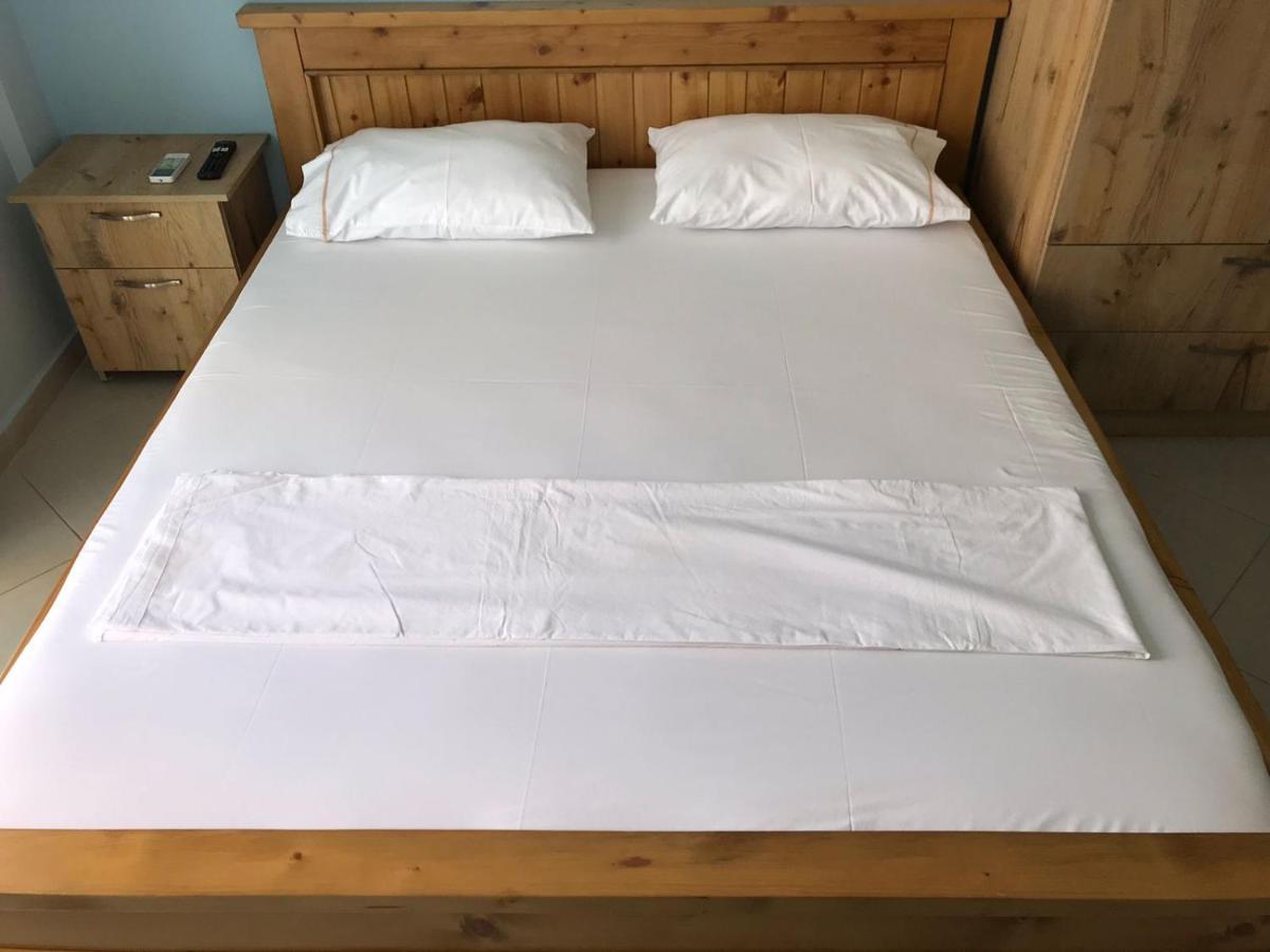 Vila Bedro Sarandë 外观 照片