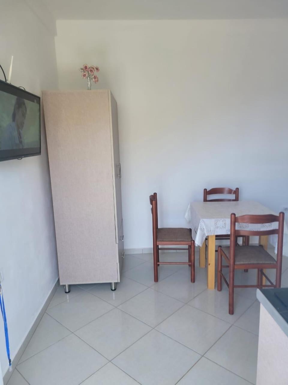 Vila Bedro Sarandë 外观 照片